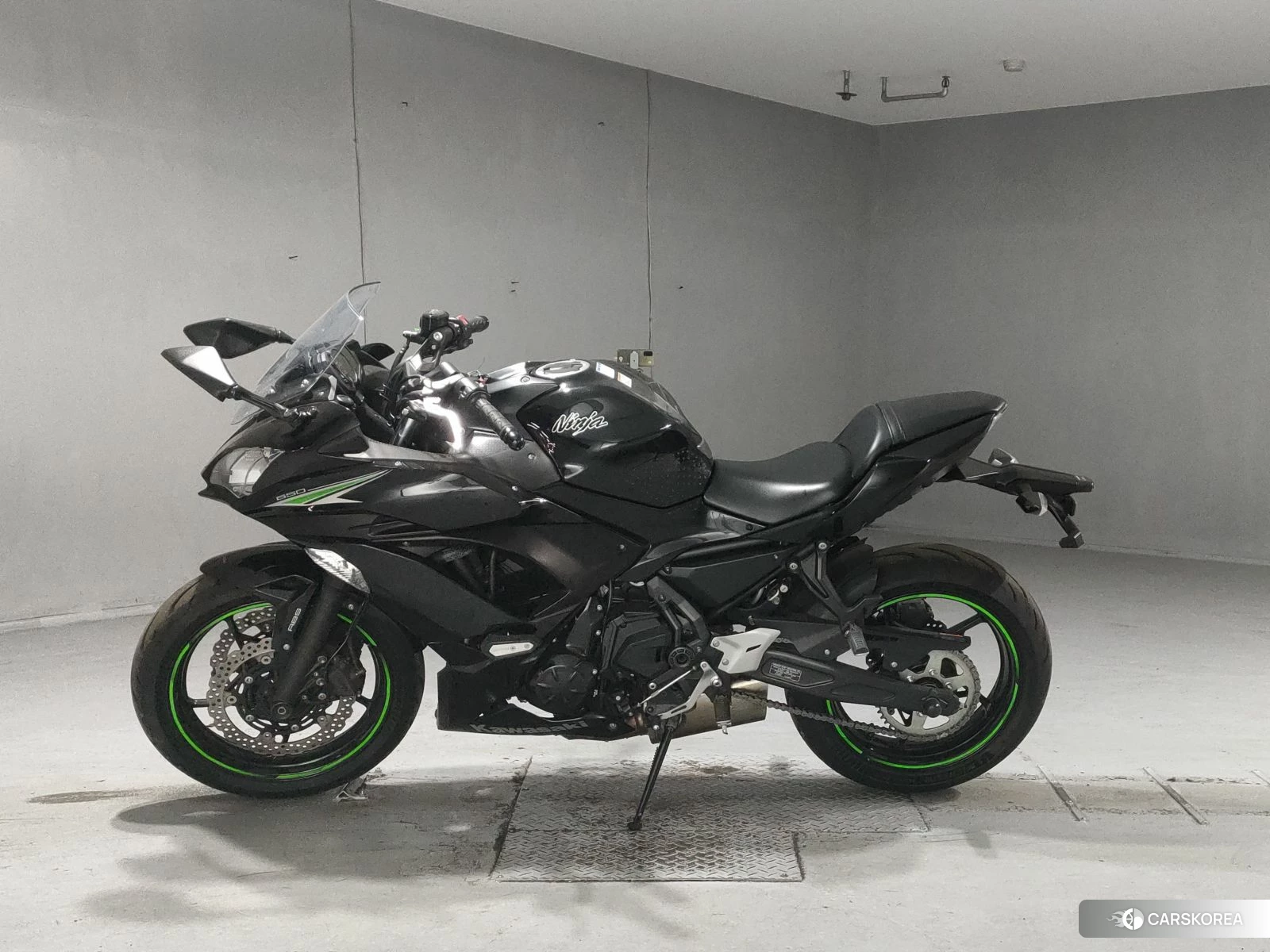Kawasaki NINJA 650 2017 из Японии, фото 3