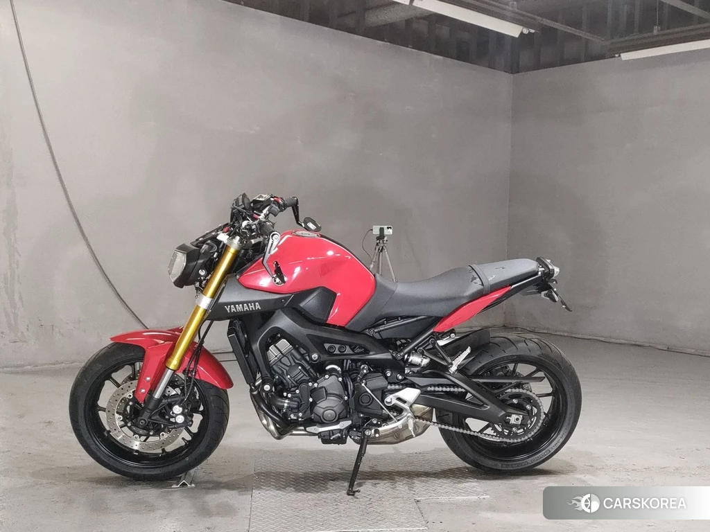 Проданный Yamaha MT-09 2015 из Японии