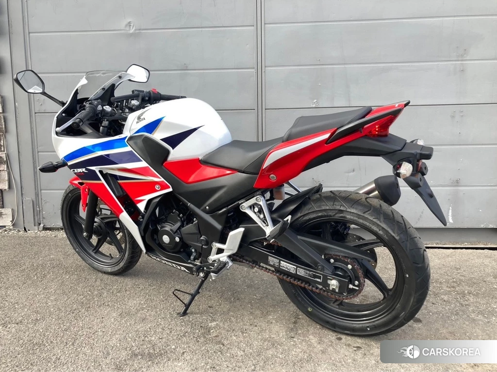Проданный Honda CBR250R 2016 из Японии