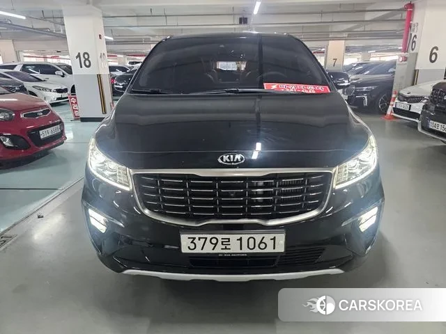 Kia The New Carnival id 2976543 из Кореи 12