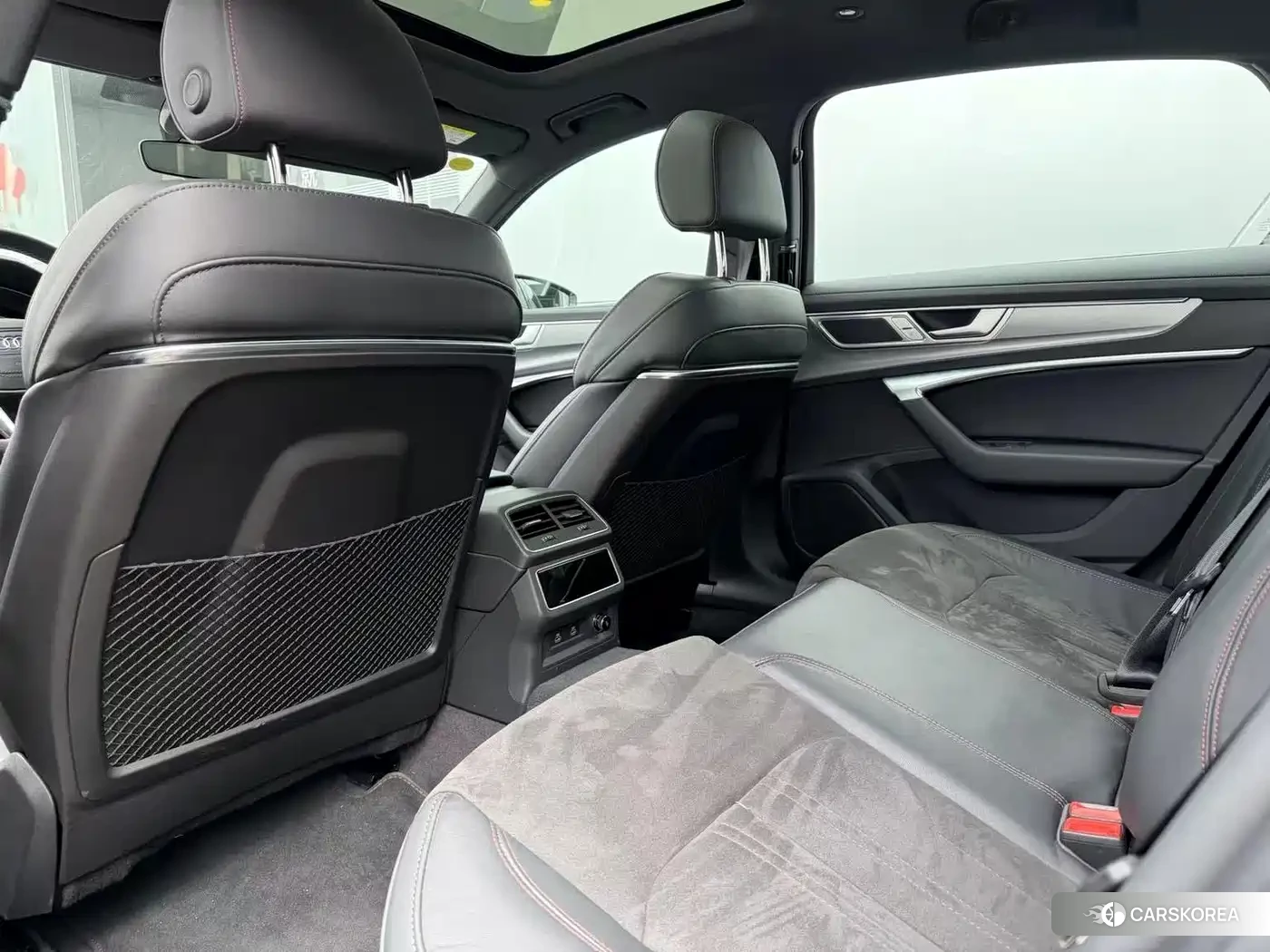 Audi A6L id 4547593 из Китая 8