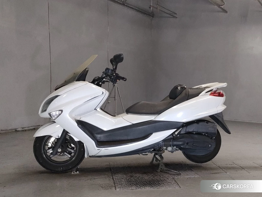 Проданный Yamaha MAJESTY 250 2012 из Японии, фото 2