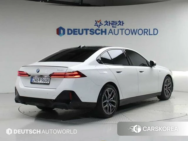 BMW 5 Series (G60) id 4474304 из Кореи 12