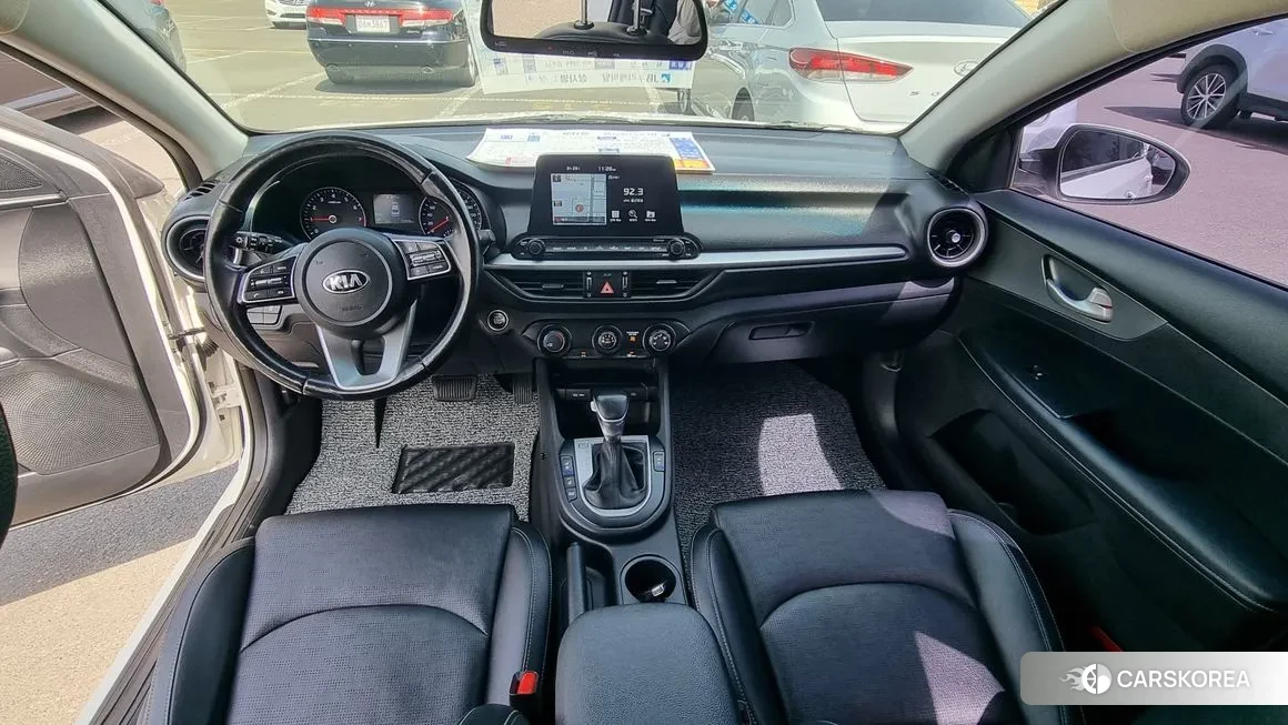 Kia Come New K3 id 1618582 из Кореи 12