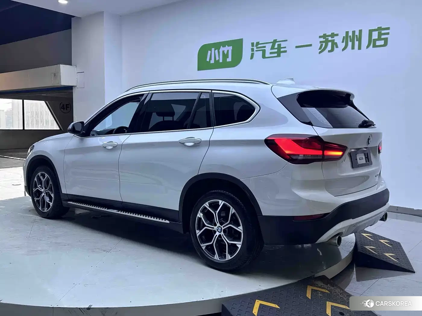 BMW X1 id 4679685 из Китая 12