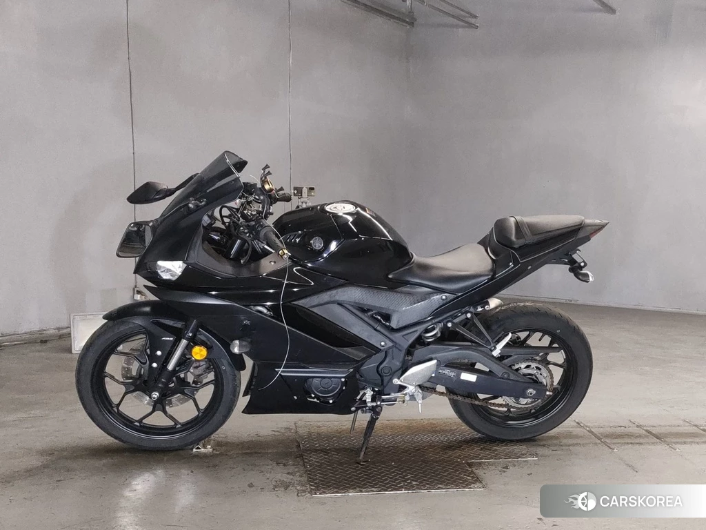 Проданный Yamaha YZF-R3 2021 из Японии