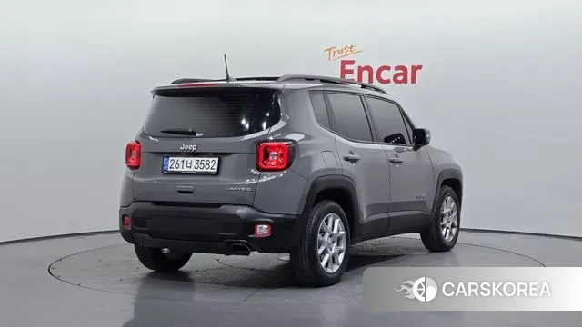 Jeep Renegade id 3411779 из Кореи 12