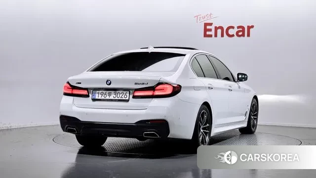 BMW 5 Series (G30) id 3571839 из Кореи 12