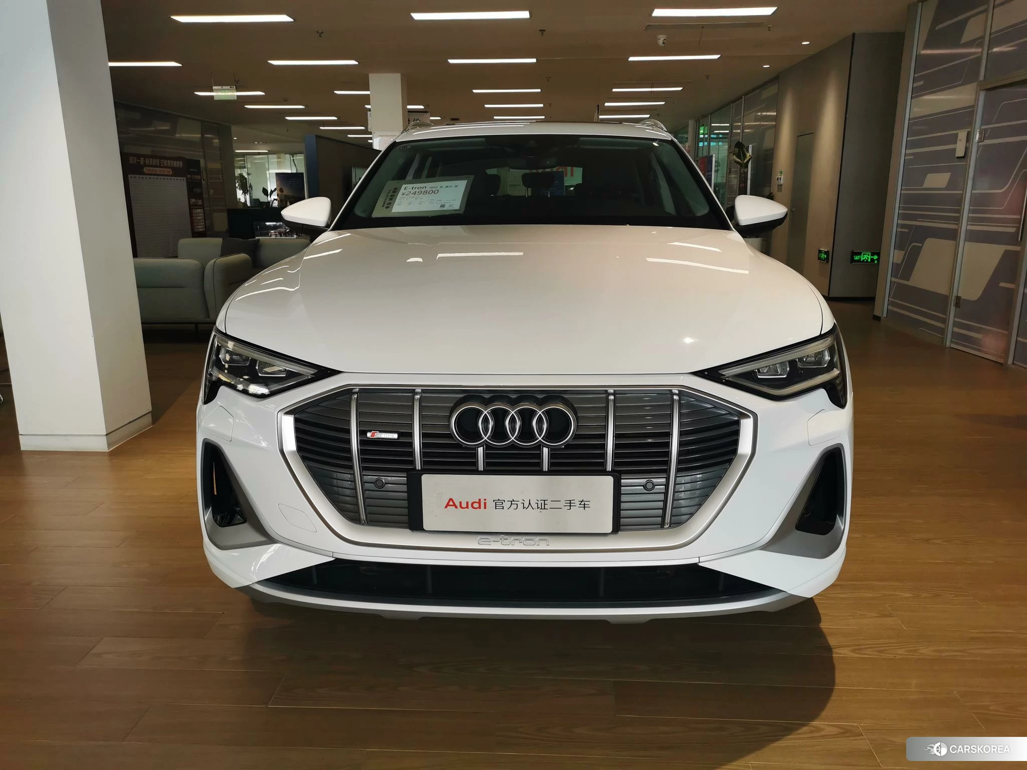 Audi e-tron 2021 Белый из Китая, фото 5
