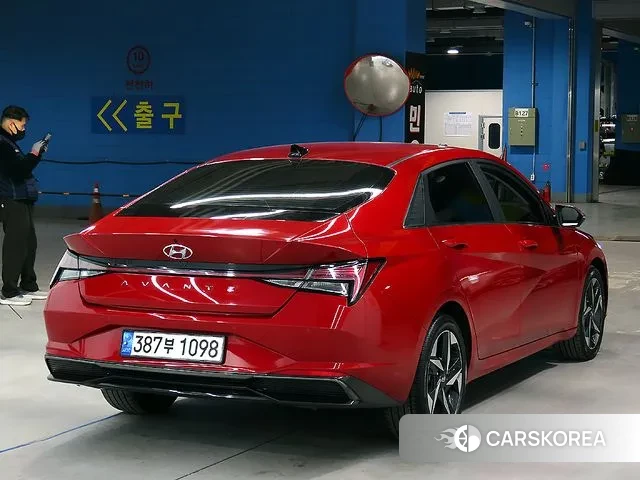 Hyundai Avante Hybrid (CN7) id 3022377 из Кореи 12