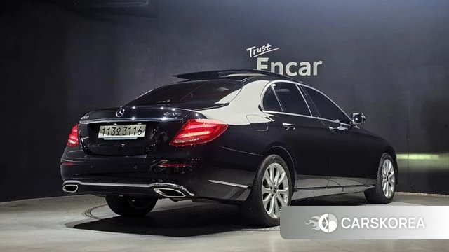 Mercedes-Benz E-Class W213 id 4760162 из Кореи 12