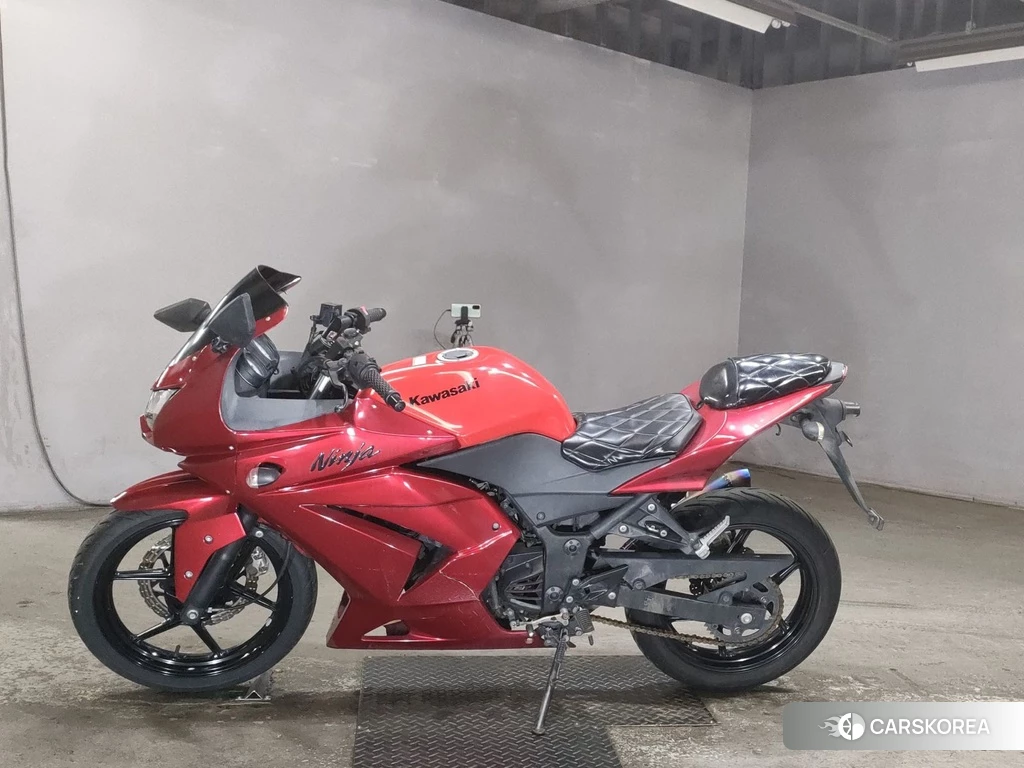 Проданный Kawasaki NINJA 250R id 4176893 из Японии