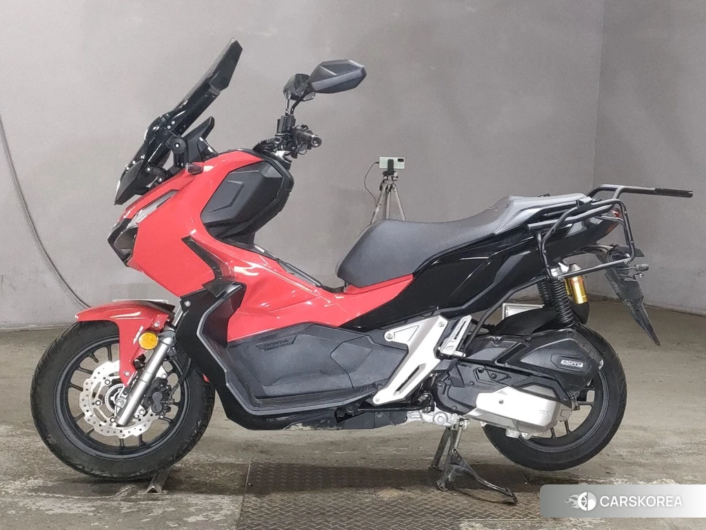 Проданный Honda ADV150 2019 из Японии