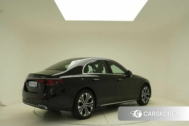 Mercedes-Benz E-Class W214 id 4734644 из Кореи 12