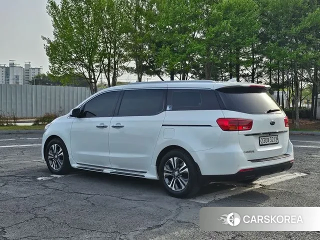 Kia The New Carnival id 3541251 из Кореи 12