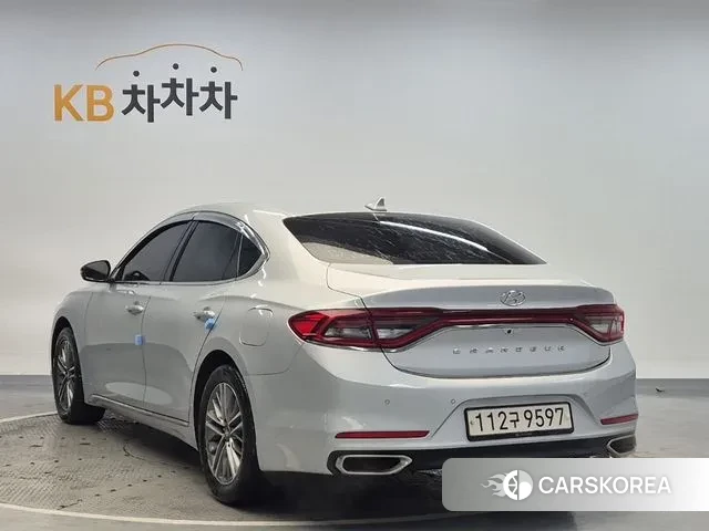 Hyundai Grandeur IG id 3682385 из Кореи 10