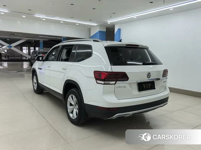 Volkswagen Tourang id 4219903 из Китая 8