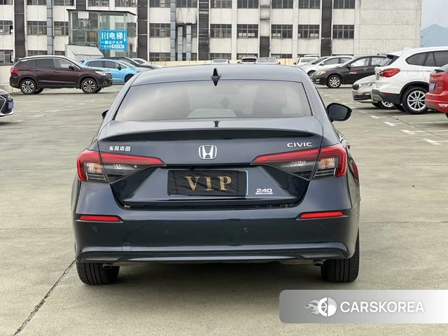 Honda Civic id 4272949 из Китая 9