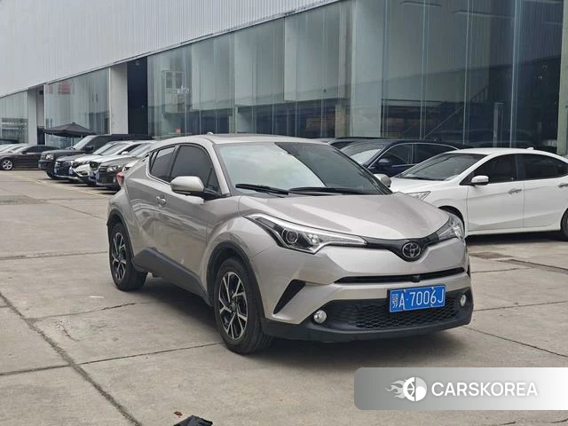 Toyota C-HR id 4367081 из Китая 7