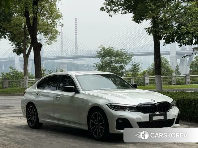 BMW 3 series 2022 Белый из Китая, фото 2