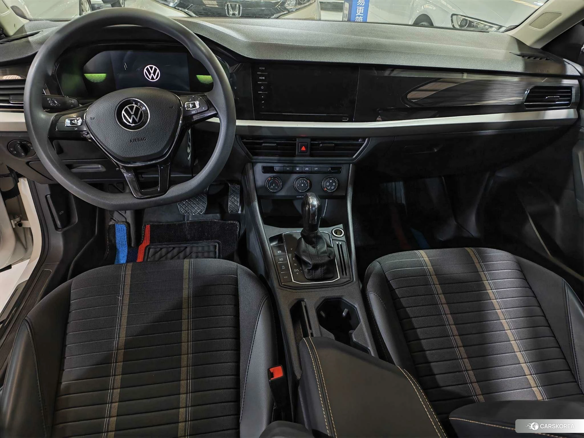 Volkswagen Lavida 2020 Белый из Китая, фото 2