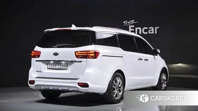 Kia The New Carnival id 3380162 из Кореи 12