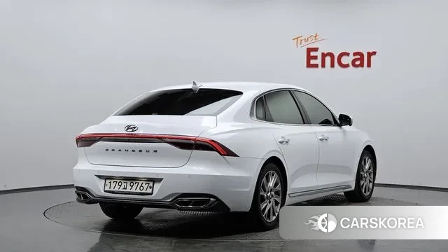 Hyundai The New Grandeur IG Hybrid id 3044922 из Кореи 12