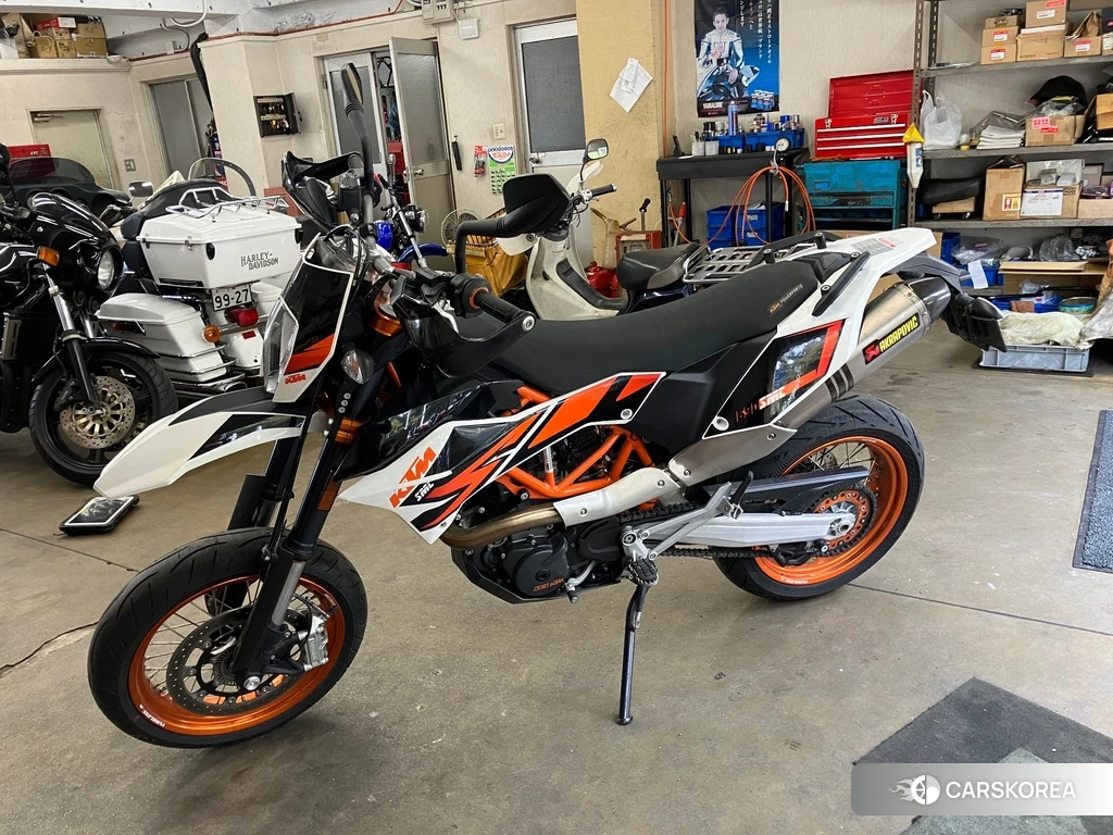 Проданный KTM 690 SMC 2014 из Японии