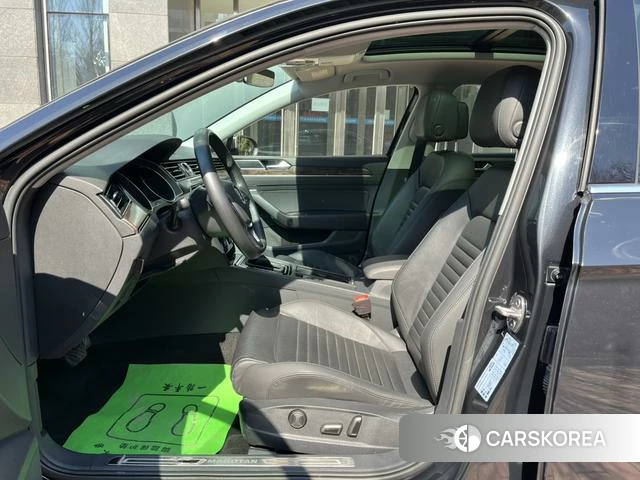 Volkswagen Magotan id 4207604 из Китая 7