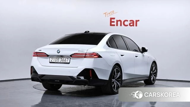 BMW 5 Series (G60) id 4194016 из Кореи 12