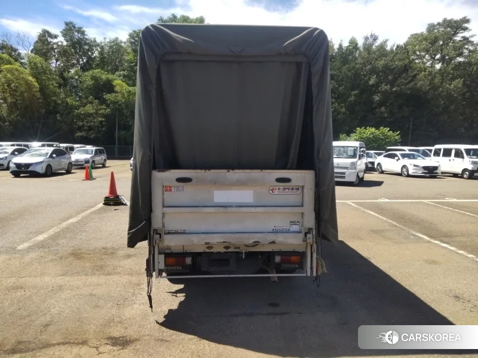 Toyota Dyna 2018 из Японии, фото 2