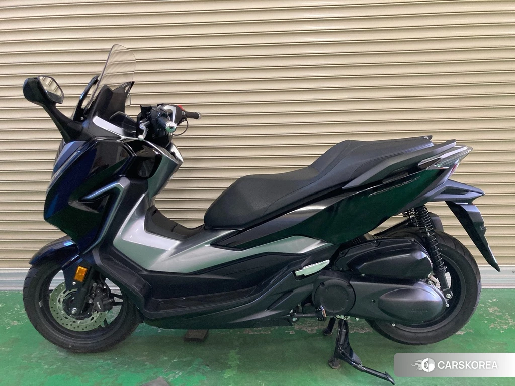 Проданный Honda FORZA 2018 из Японии, фото 2