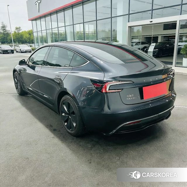 Tesla Model 3 2025 Темно-серый из Китая, фото 2