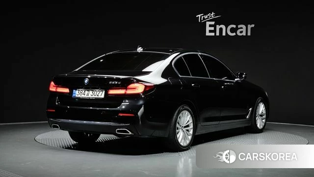 BMW 5 Series (G30) id 4898885 из Кореи 12
