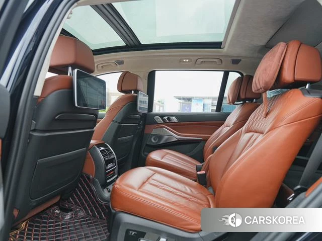 BMW X7 2021 Черный из Китая, фото 5