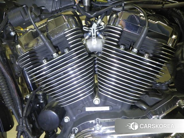 Engine photo