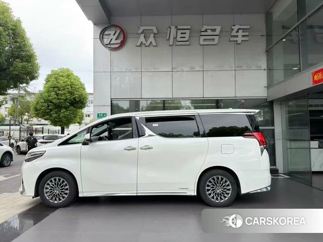 Lexus LM id 4342225 из Китая 12
