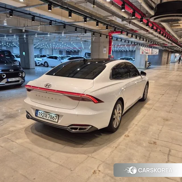 Hyundai The New Grandeur IG Hybrid 2021 Белый из Кореи, фото 2