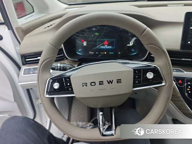 Roewe iMAX8 EV id 4206985 из Китая 12