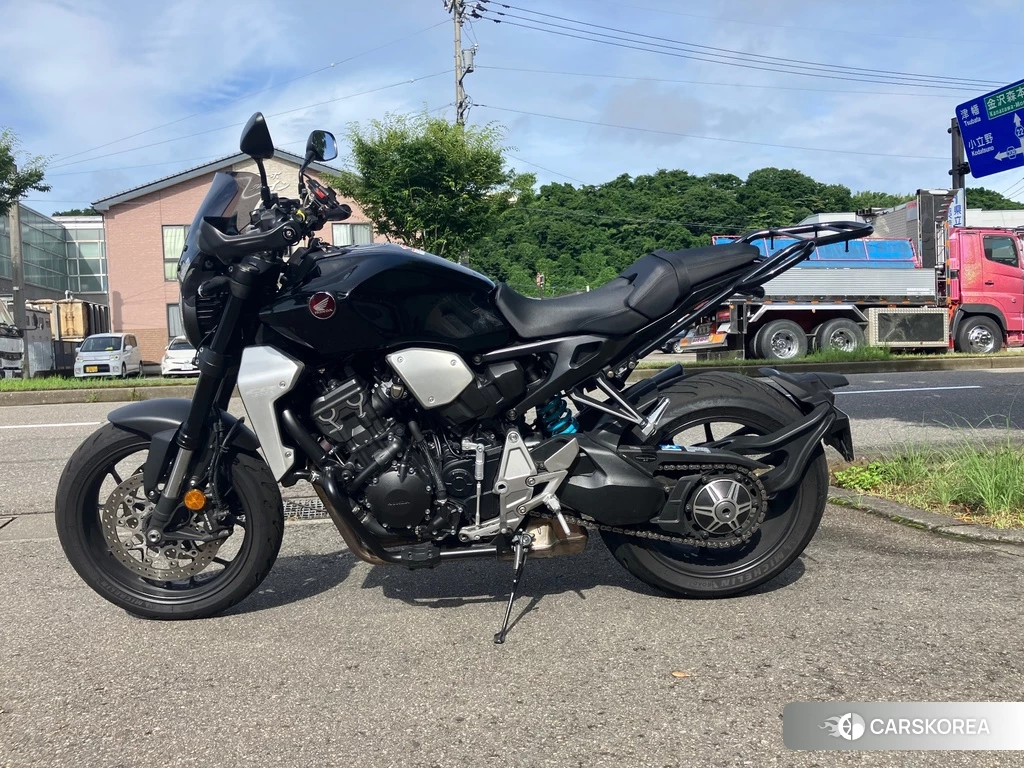 Проданный Honda CB1000R 2020 из Японии, фото 2