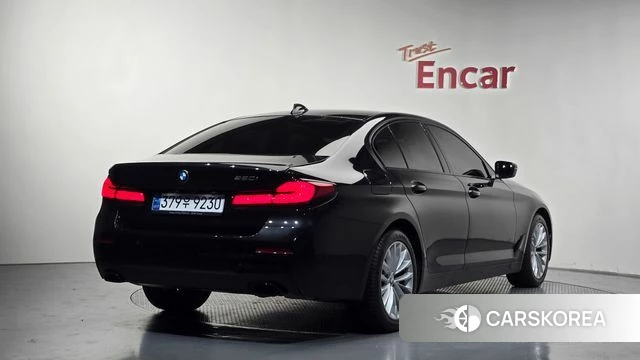 BMW 5 Series (G30) id 4488854 из Кореи 12
