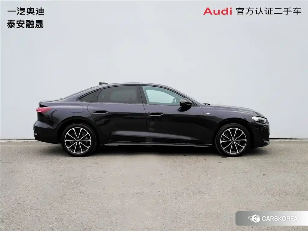 Audi A5L id 4577617 из Китая 11