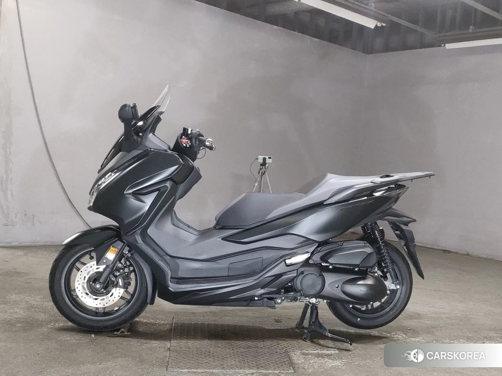 Проданный Honda FORZA 2018 из Японии