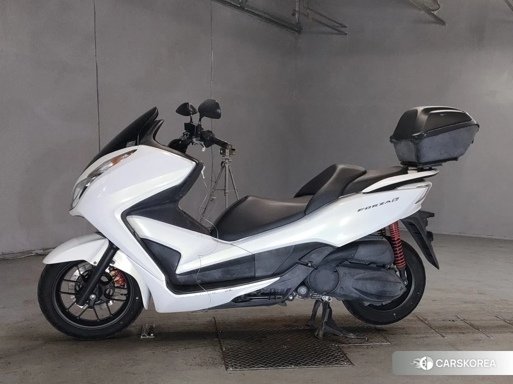 Проданный Honda FORZA 2013 из Японии, фото 2