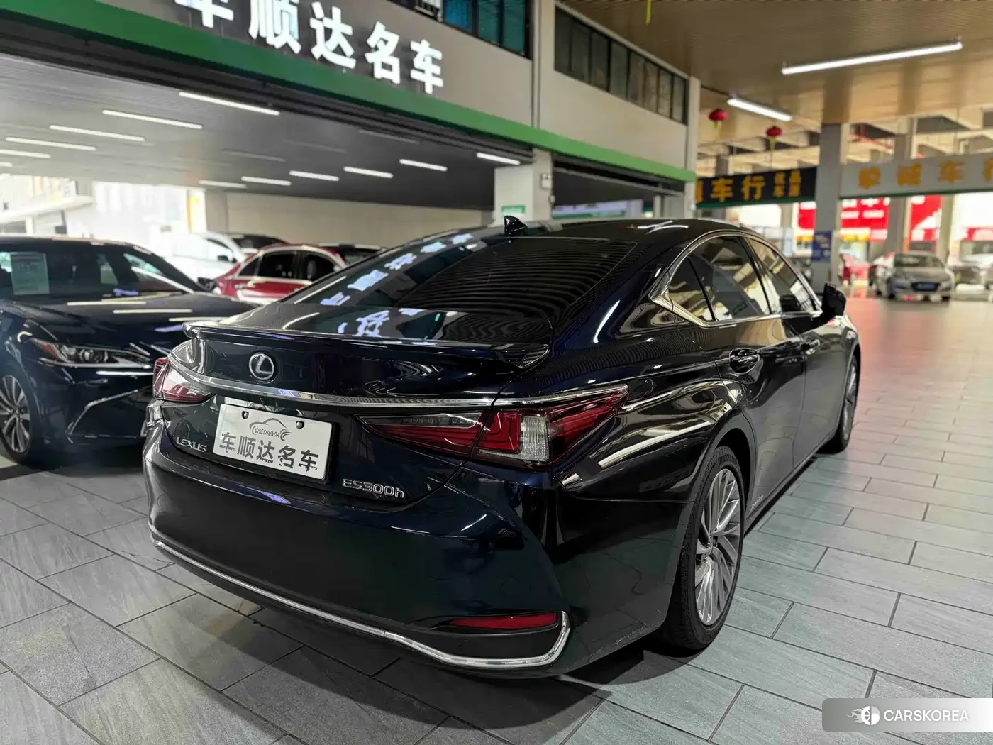 Lexus ES 2022 Синий из Китая, фото 2