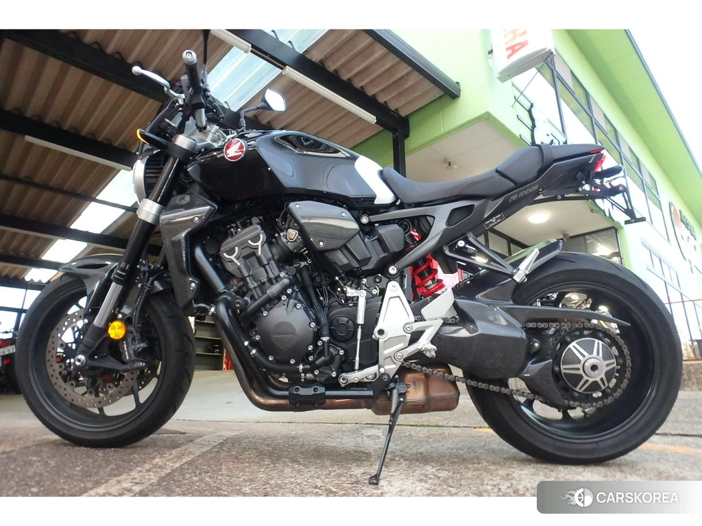 Проданный Honda CB1000R 2018 из Японии, фото 2
