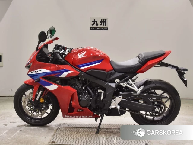 Проданный Honda CBR650R E-CLUTCH 2025 из Японии, фото 4