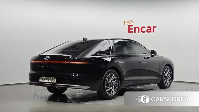 Hyundai Grandeur Hybrid (GN7) id 4834237 из Кореи 12