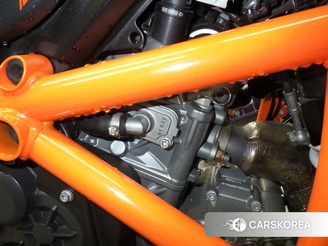 Engine photo