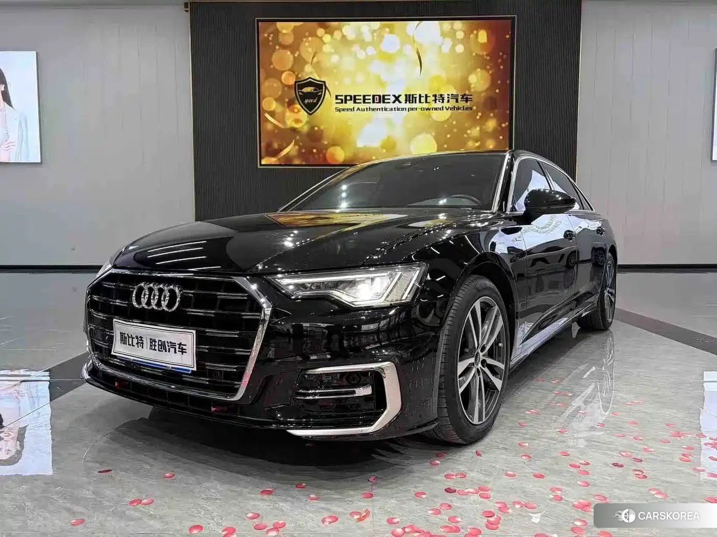 Audi A6L id 4654485 из Китая 12